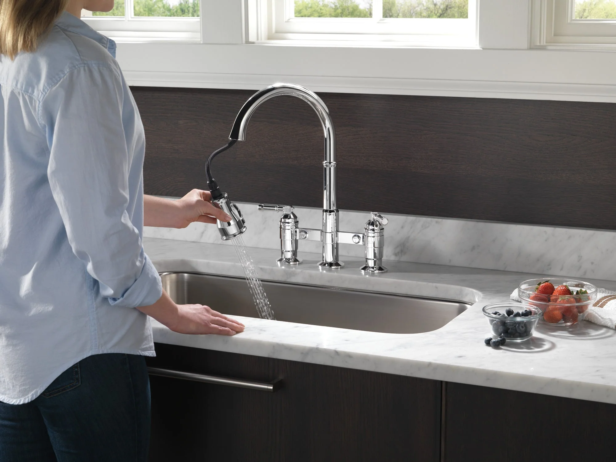 Delta Broderick: Two Handle Pull-Down Bridge Kitchen Faucet - Image 19