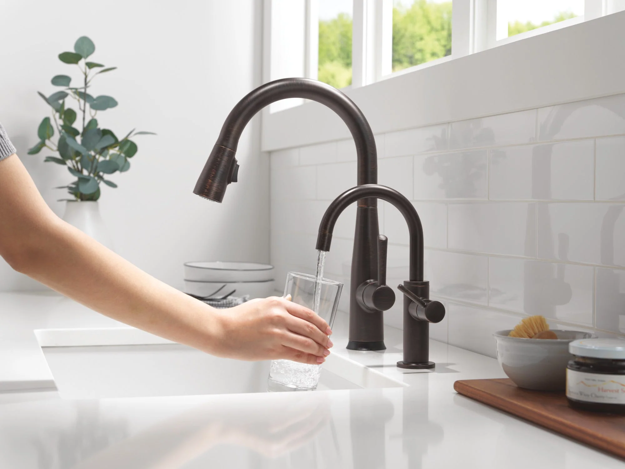 Delta Other: Contemporary Round Beverage Faucet - Image 34