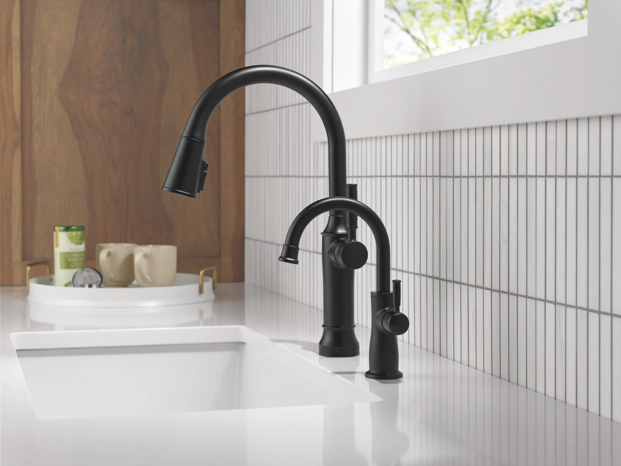 Delta Other: Traditional Beverage Faucet - Image 16