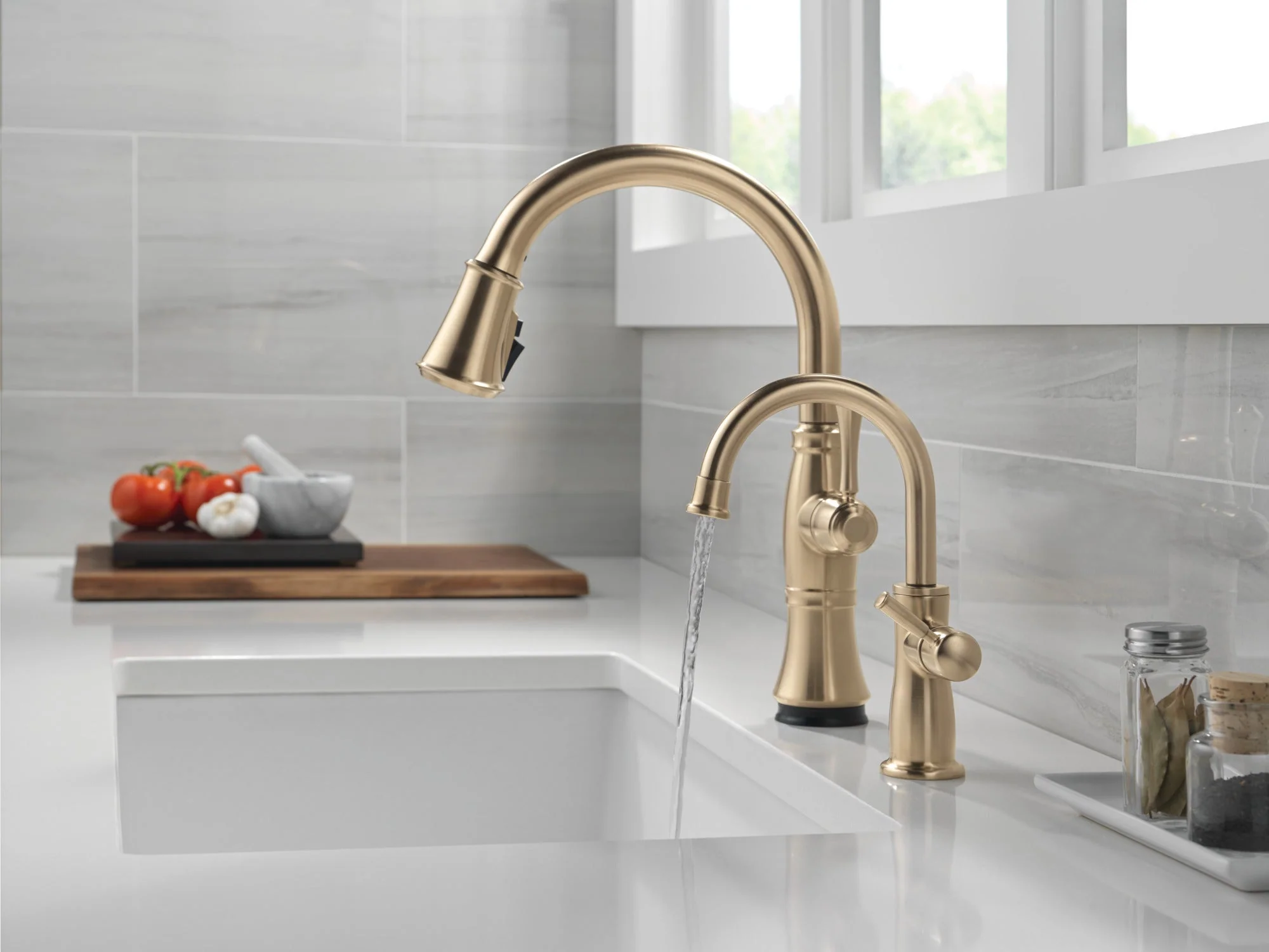 Delta Other: Traditional Beverage Faucet - Image 20