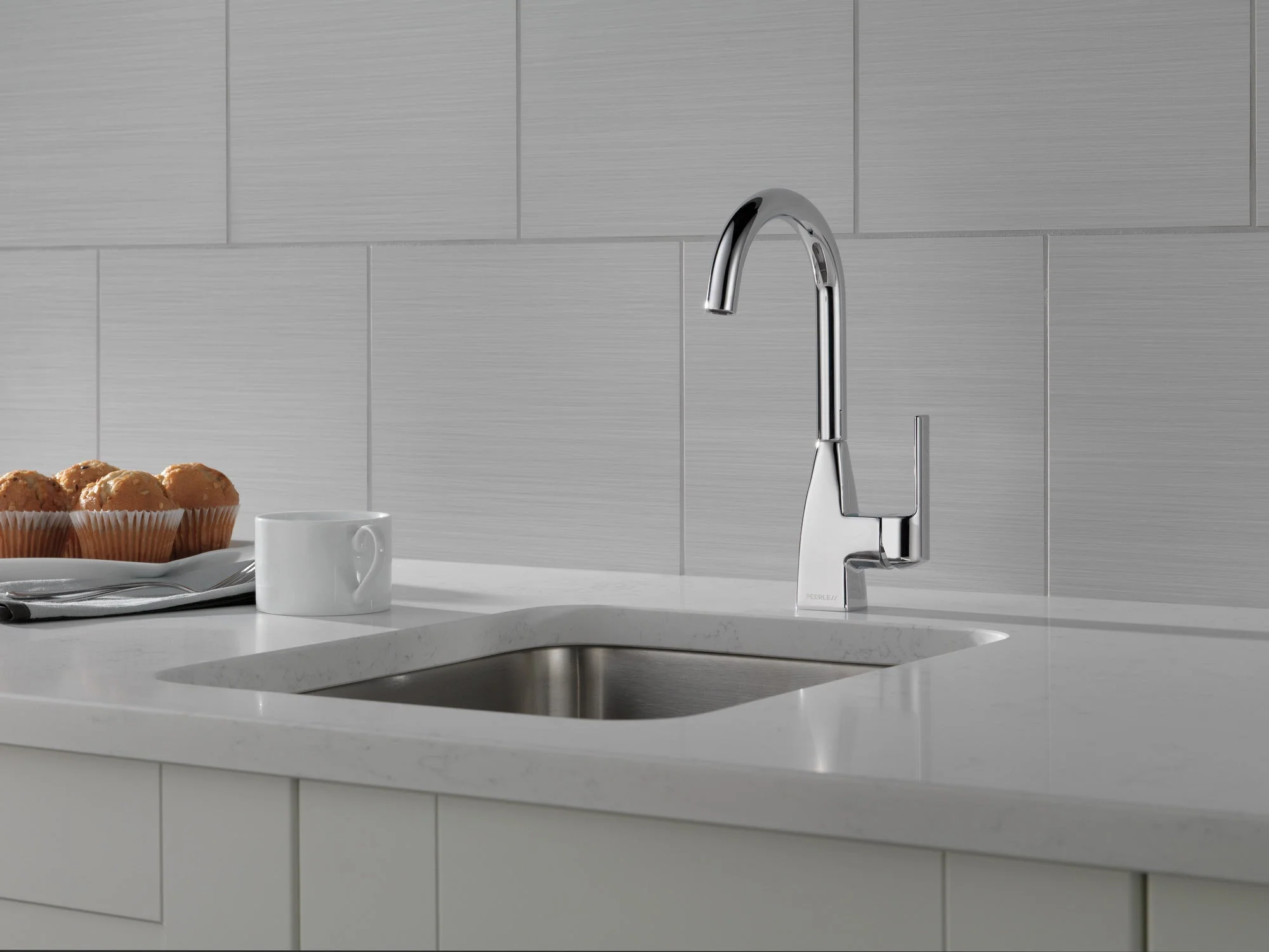 Delta Peerless Xander:P1819LF Single Handle Bar Faucet - Image 10