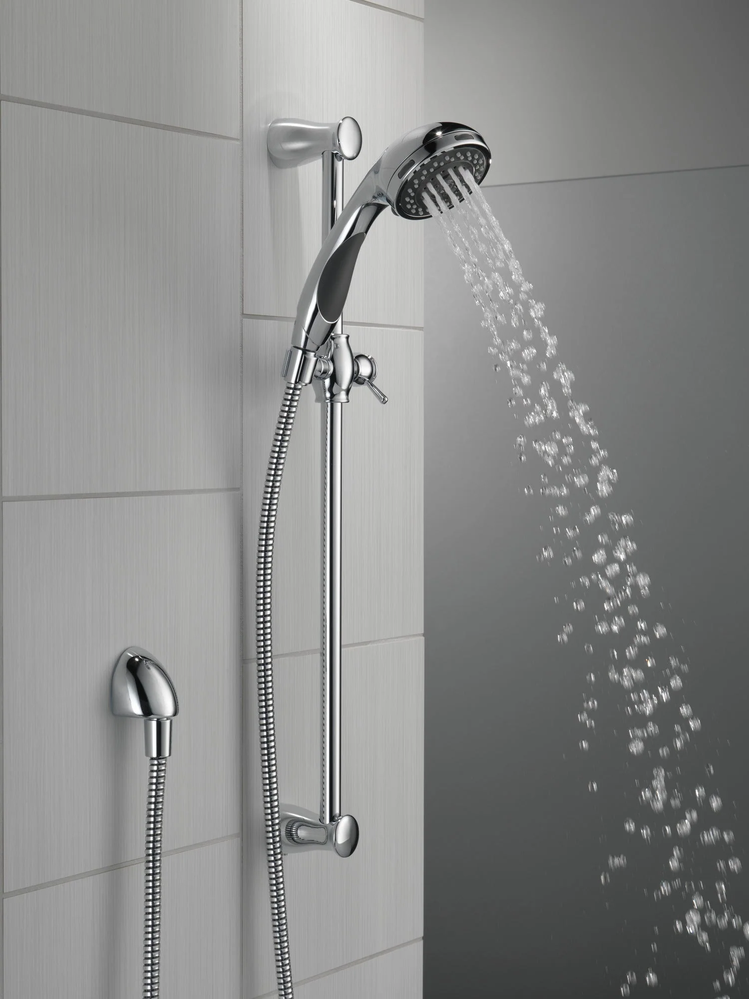 Delta: Premium 3-Setting Slide Bar Hand Shower - Image 4